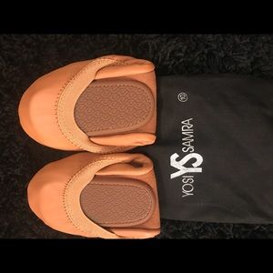 💕YOSI SAMRA foldable flats. Almost brand new❣️